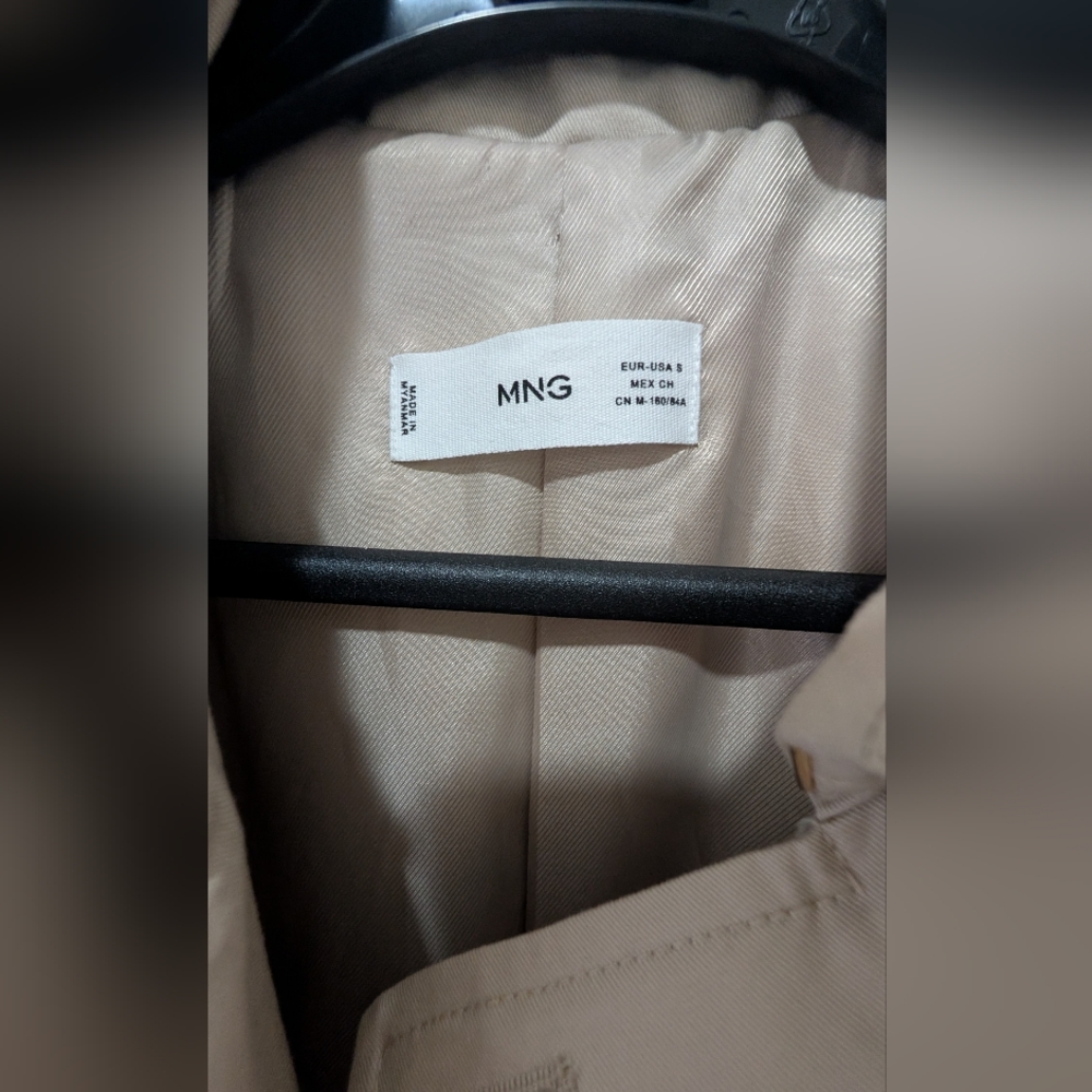 Mango Beige Double-Breasted Trench Coat with Belt - Picture 6 of 14